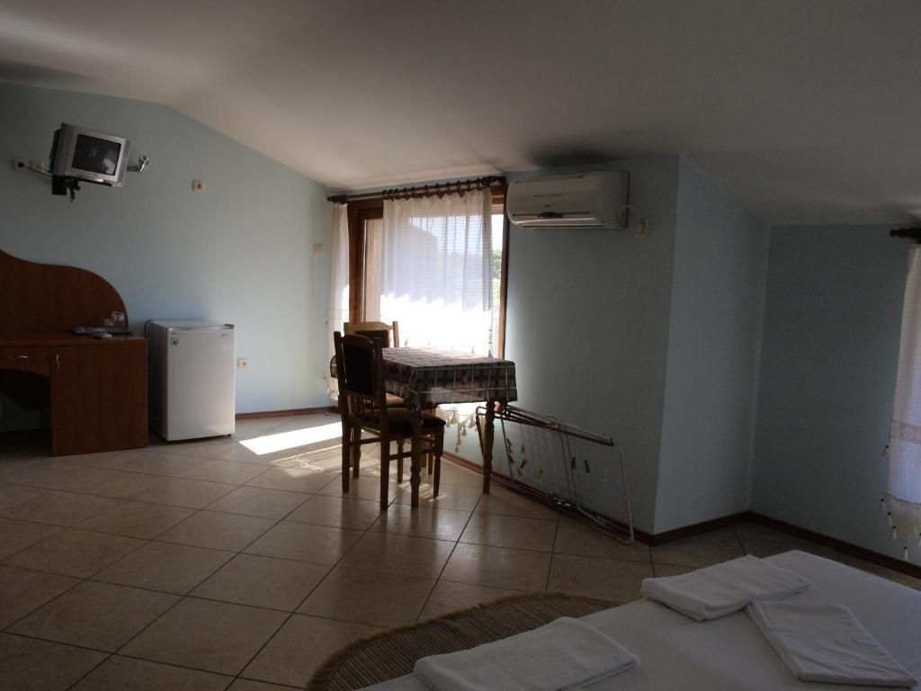 Guestrooms Hema Sozopol Bilik gambar